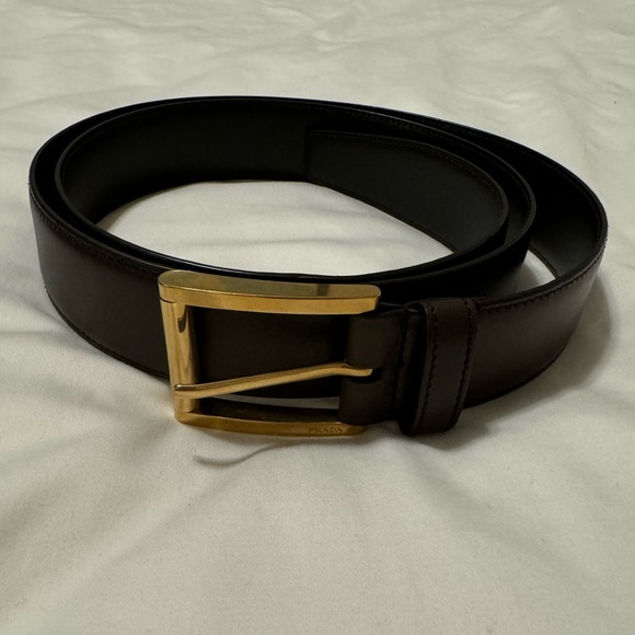 Men’s Prada belt chocolate brown with gold buckle size 42/105 - Picture 2 of 4